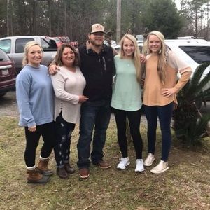 Meet your Posher, Annette